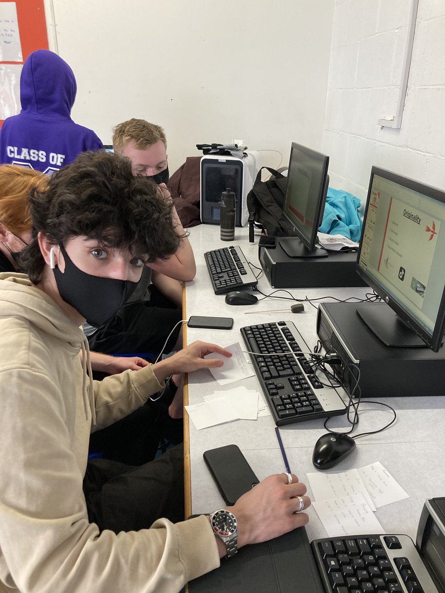 PeopleWhoCan's tweet photo. The pressure is on @f1inschoolsUK with final submissions on Friday!!! 🏎🏎🏎 Our Professional teams @_phoenixracing and @PacsonFusion are #tryingtheirbest to meet the deadline.... 🤞🤞🤞 @MonifiethHigh #persevere #teamworkmakesthedreamwork #keepcalm https://t.co/9l8OXWX2jx