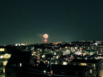 横浜開港祭22のシークレット花火の打ち上げ場所は 有料席のチケットや雨天開催も調査 ぼちぼちログ