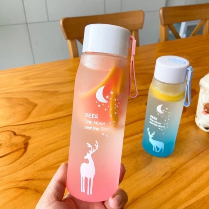 이제 슬슬 덥네요:;이제 물병 나눔 해볼게요!!💙

알티+팔로우 해주시는 분들중 두분 추첨해서 물병 1개(색상,종류 랜덤)+랜덤 악세사리 하나 해서 보내드릴게요!!

당발은 6월 9일,10일에 한번씩 할게요!!♥