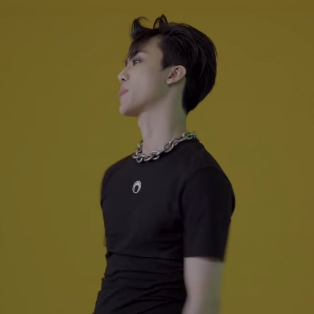 ดูหุ่นพ่อ ㅜ ㅅ ㅜ