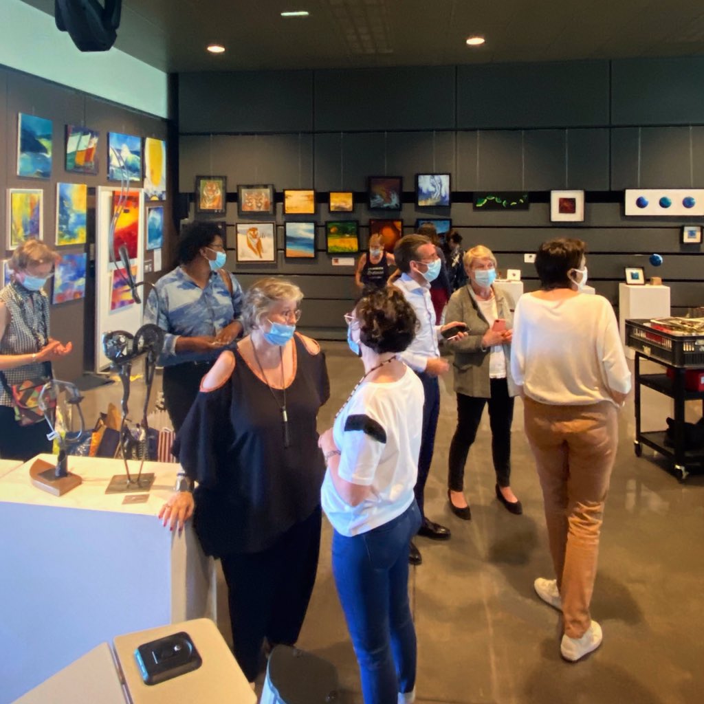 RonanLoas's tweet photo. Nous accueillons à l’espace culturel Passe Ouest de Plœmeur le collectif d’artistes « SAGARIS » qui vise à promouvoir un collectif d’artistes amateurs du Sud-Morbihan, toutes disciplines confondues. A découvrir jusqu’au 12 juin ! https://t.co/bJO8UD6eqB