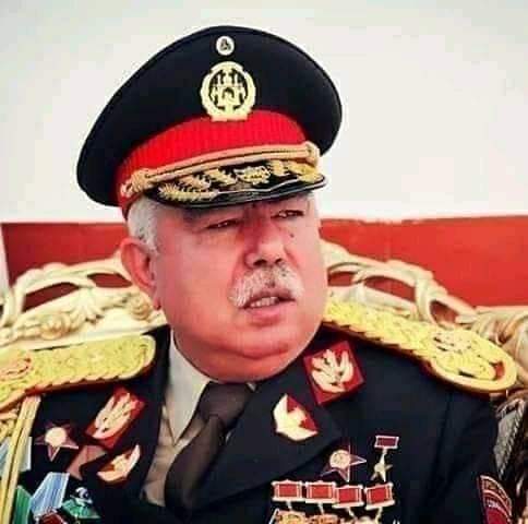 Benawa19's tweet image. مارشال دوستم نوې طرحه پوهنتونونو لپاره 
هغه وویل قرنطین باید مات شي
طاقو ورځو کې دې محصلین پوهنتون ته ځي 
جفتو ورځو کې دې استادان                                                           چې رش به هم ورسره کم وي
مارشال صیب نظر سره موافق یا مخالف 
@HalimaPaktiani @ZallandAbubaker