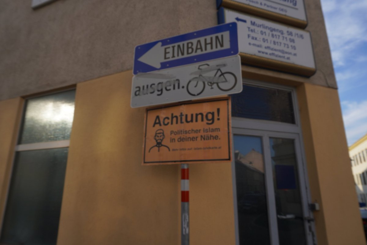 Nina Horaczek tweet media