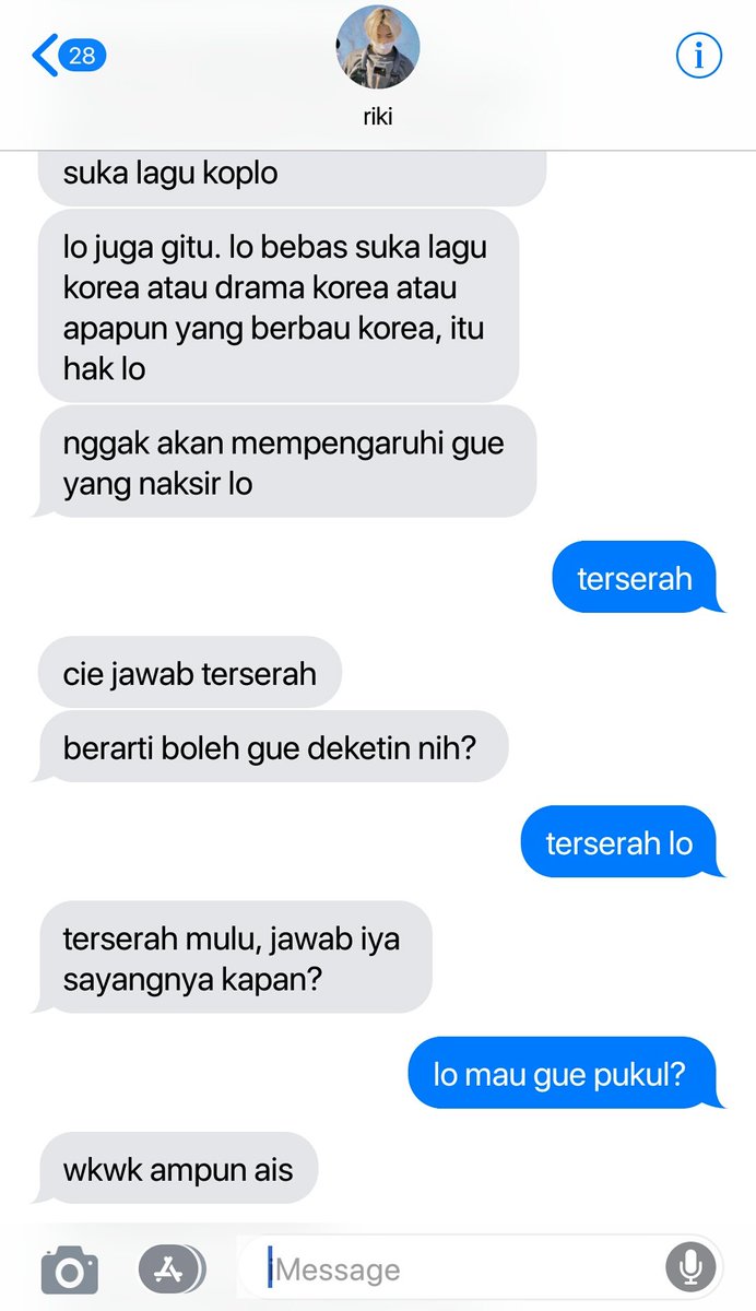 szuardis's tweet photo. riki mengejar cewe kpopers yang udah mati rasa https://t.co/LVYjxhcHUt