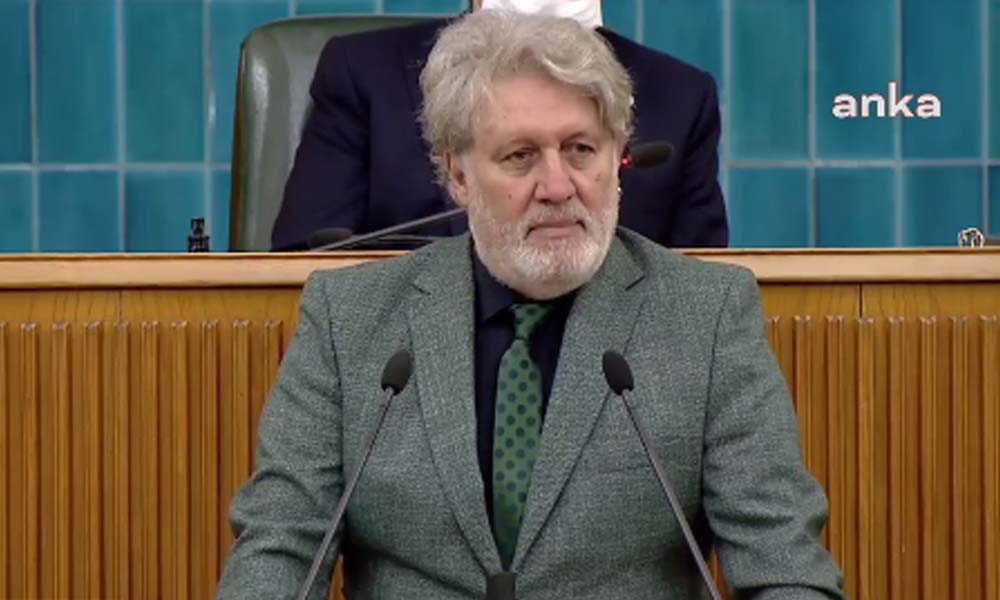 CANLI| Burhan Şeşen Meclis kürsüsünden seslendi: Bir ayrılık sonrasında veya bir aşk acısında hiç mi bir şarkının size tesellisi olmadı

tele1.com.tr/canli-aksenerd…