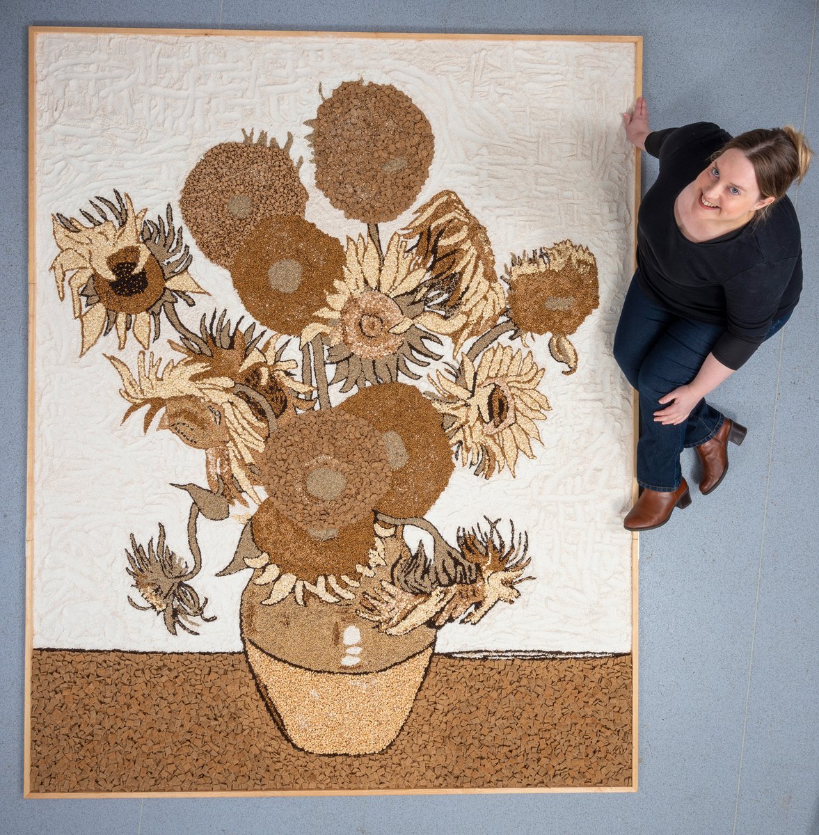 AgriiUK's tweet photo. This great piece of artwork was produced as part of @TheAHDB’s campaign to raise awareness of the importance of whole grains.
It shows that #BeigeIsBeautiful too!
Find out more about the health benefits of whole grains here https://t.co/tCoB2Giucy https://t.co/YNFSOaUQZy