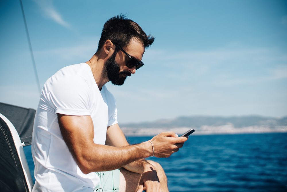 yachtingpages's tweet photo. Top 10 #apps to help #yachtcrew and captains at work
https://t.co/9rRIMl9TiF https://t.co/cRz5QGNWlZ