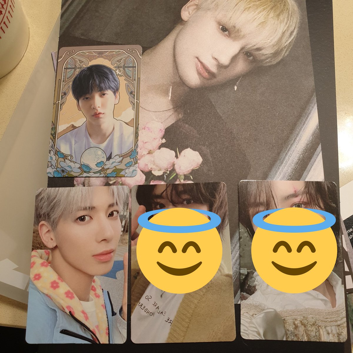 saeul814's tweet image. 프리즈 포카 교환 구합니다! 
스티커는 이미 완료됐습니다~

Boy 보이
저: 태현 // 님: 수빈 or 연준
Os
저: 수빈 // 님: 연준

#투바투포카교환