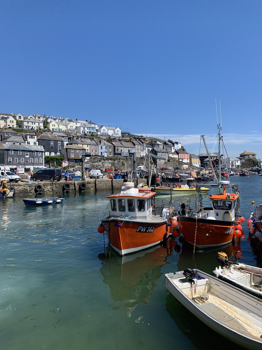 Out of office is on! Having a few days of downtime with the hubby and kids. The weather has been so kind to us! Hope you’ve enjoyed the bank holiday sun ☀️