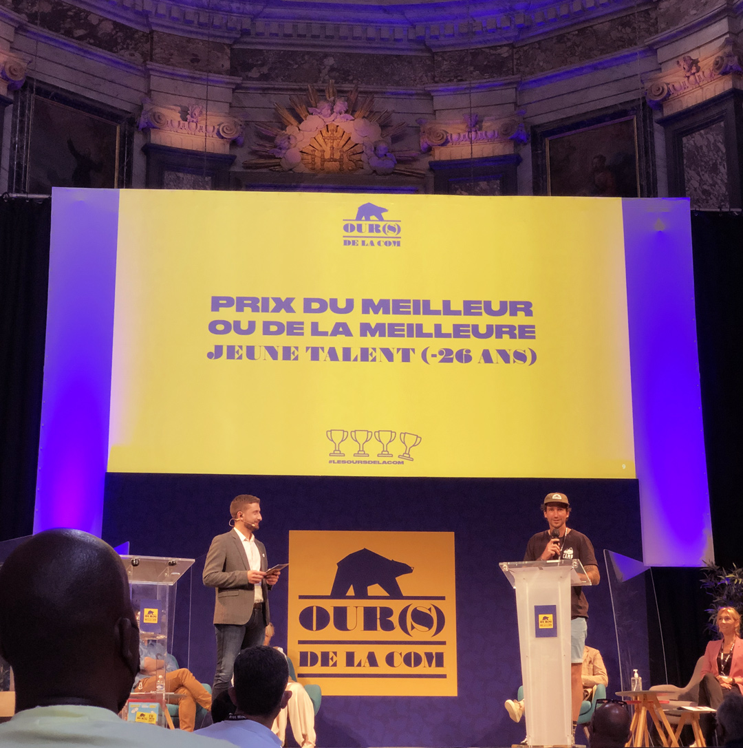 Mezcalito_Scop's tweet image. Félicitations @rsimonklein #webdev chez Mezcalito, qui remporte le prix Bronze Meilleur Jeune talent #LesOURSdelacom pour male-gaze.com dans le cadre de son alternance aux @gobelins_paris #annecy !
Fin de saison en fanfare : CDI chez nous dans la foulée !
@OURSCOM_FR