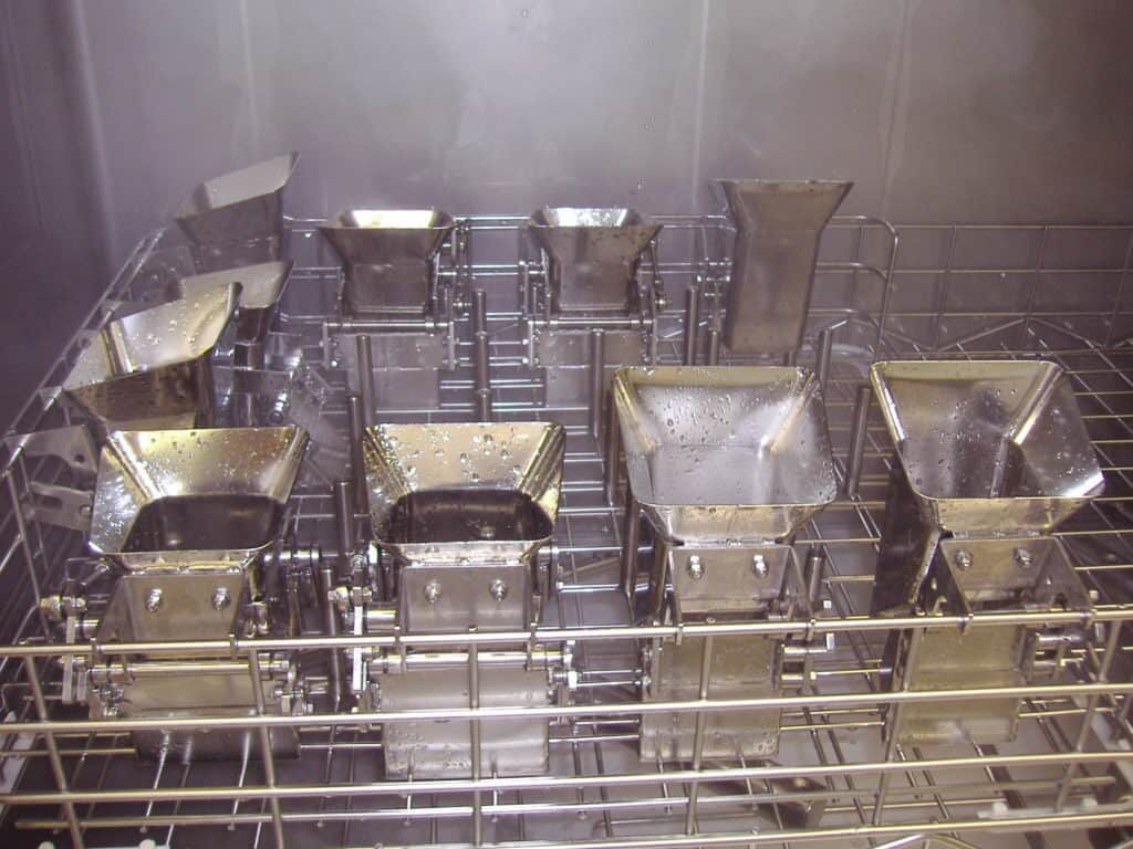 indwash's tweet photo. The most popular models in the #IndustrialWashingMachines #WeighPanWasher range are the #CW13EX & the #PW56.
Both have been specially designed for the #FoodIndustry.
See more... https://t.co/rn7DK9RfjA
#FoodProcessing #Foodex #FDX2021 #IFE22 #CK21 #FoodBev #MiMExpo21 https://t.co/Sfsc6HvCtV