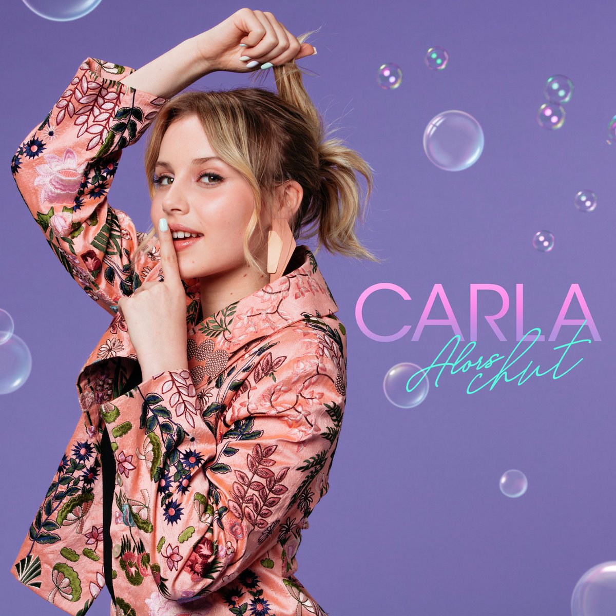 Le nouveau single de <a href="/carlamusicoff_/">Carla Lazzari</a>  « Alors Chut » sera disponible ce vendredi 4 juin ! On a trop hâte, vous aussi ?💜🥳