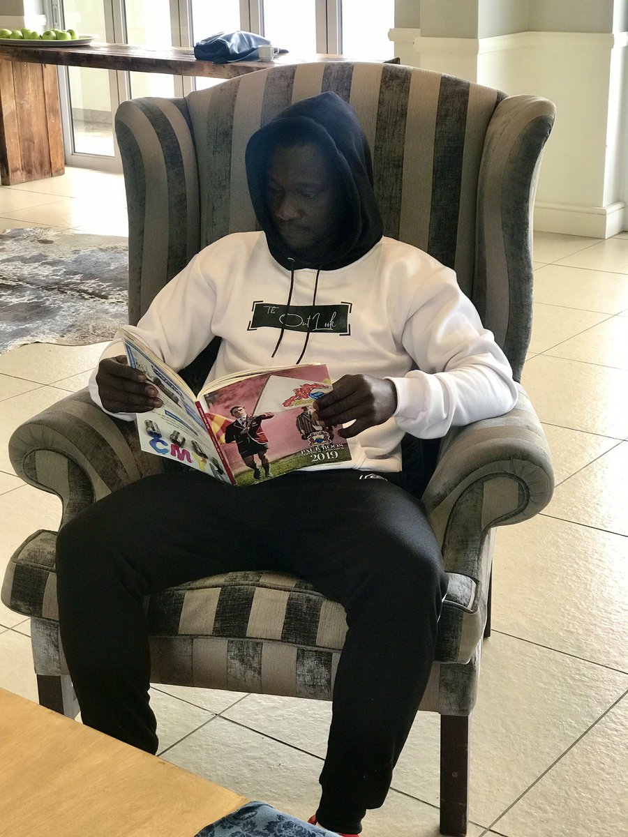 theOutLookbrand's tweet photo. For Unisex brands #OL_ Inclusive 

Client appreciation. 

Available in different color plays, customized to your preference.

Price: Hoodie (only) ~ Ksh 2500
  Sweatpants(only) ~ Ksh 1500
  Full suit ~ Ksh 3500

#OLsweats #theOutLookbrand™️ #RevibeOutLook #lookgoodfeelgood https://t.co/bFLJZSxaB9