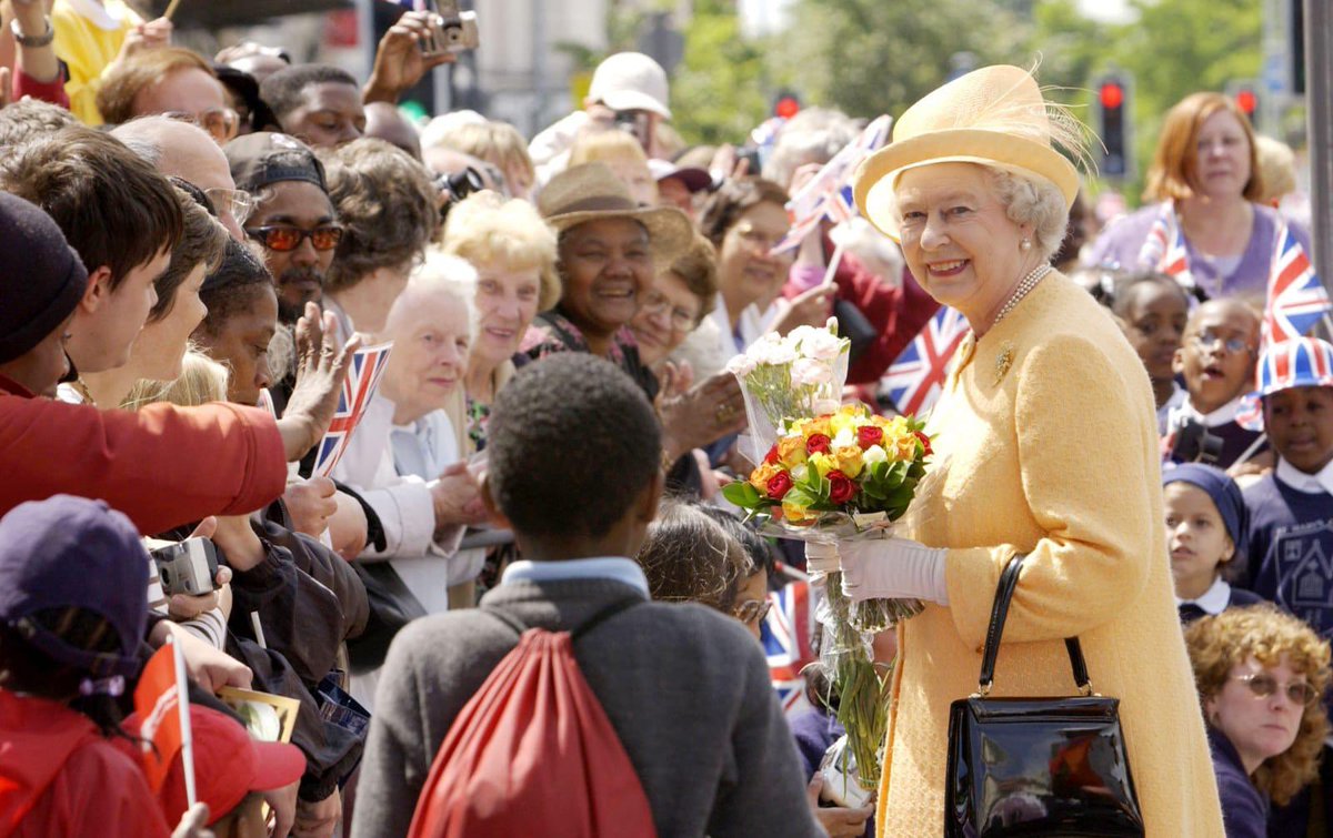 The Royal Family tweet media
