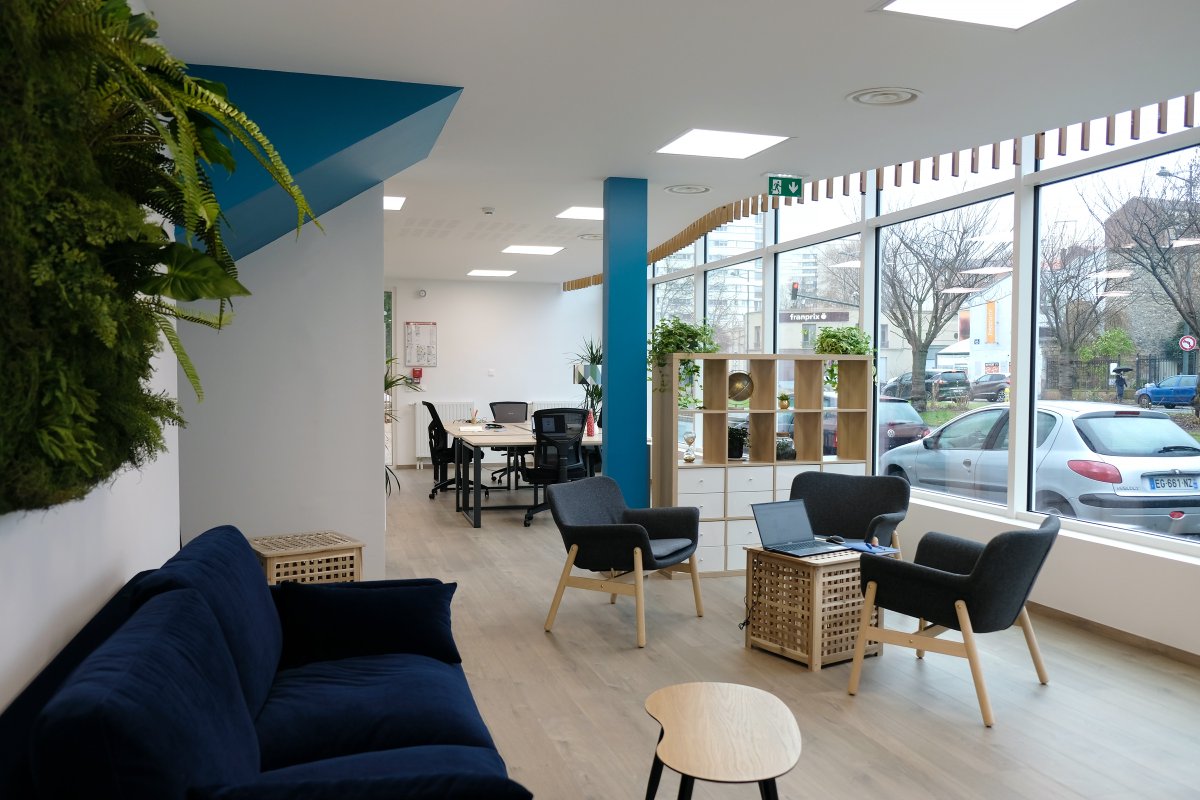 [#Horaires] Envie de changer d'environnement de travail ? Venez à <a href="/LaPousse_clichy/">La Pousse - Clichy</a> ! 🌱

⏰ Votre espace de #coworking est ouvert du lundi au vendredi de 9h à 18h ! 

Pour en savoir plus, ☎️ contactez nous au 06.68.78.95.51. 

À bientôt 👋