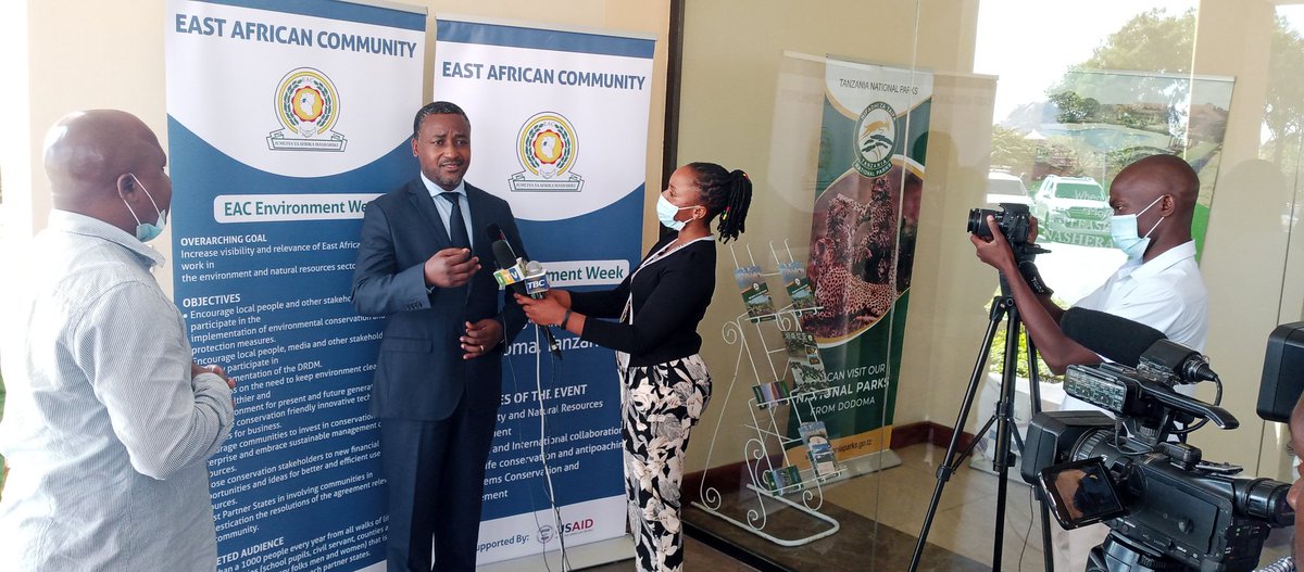 eacmediacentre's tweet photo. #EACEWeek EAC reiterates its commitment to promote investment in the removal of hazard risks to human &amp;environment in a more inclusive &amp; integrated programmes under Productive, Social and infrastructure sectors including reduction of emerging environmental &amp;health hazards risk. https://t.co/2oVXuTVKI5