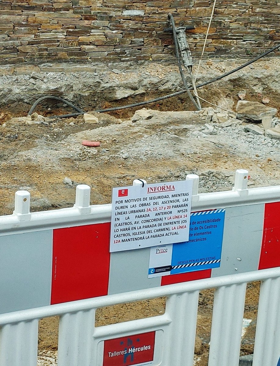 EloyTP's tweet image. #Coruña - Avanzan las obras del ascensor de Os Castros y por motivos de seguridad se anula la parada de autobús 🚍

@TranviasCoruna informa de las alternativas.

Más info en la imagen: