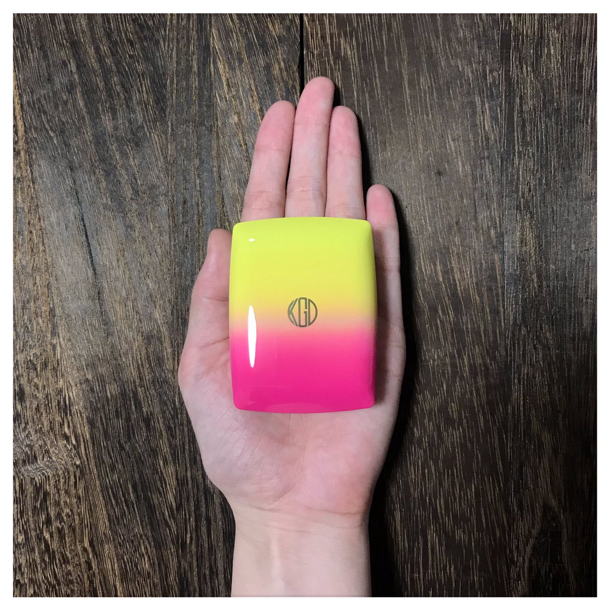 キムドラージ覚醒 江原道のハイパ かわいいファンデーションケースつきのセット アットコスメで限定復刻してる 江原道の ファンデケースは毎回本当に楽しみにしてる T Co Msfmkfzse5