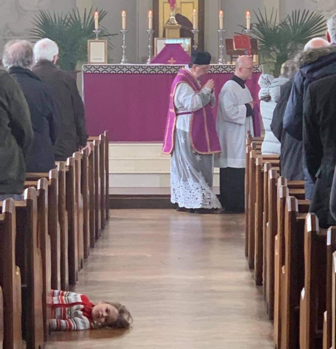 "Uma religião que não interfere na ordem secular irá descobrir que a ordem secular não vai hesitar em interferir nela."/"A religion that does not interfere with the secular order will discover that the secular order will not refrain from interfering with it."

 Bispo Fulton Sheen