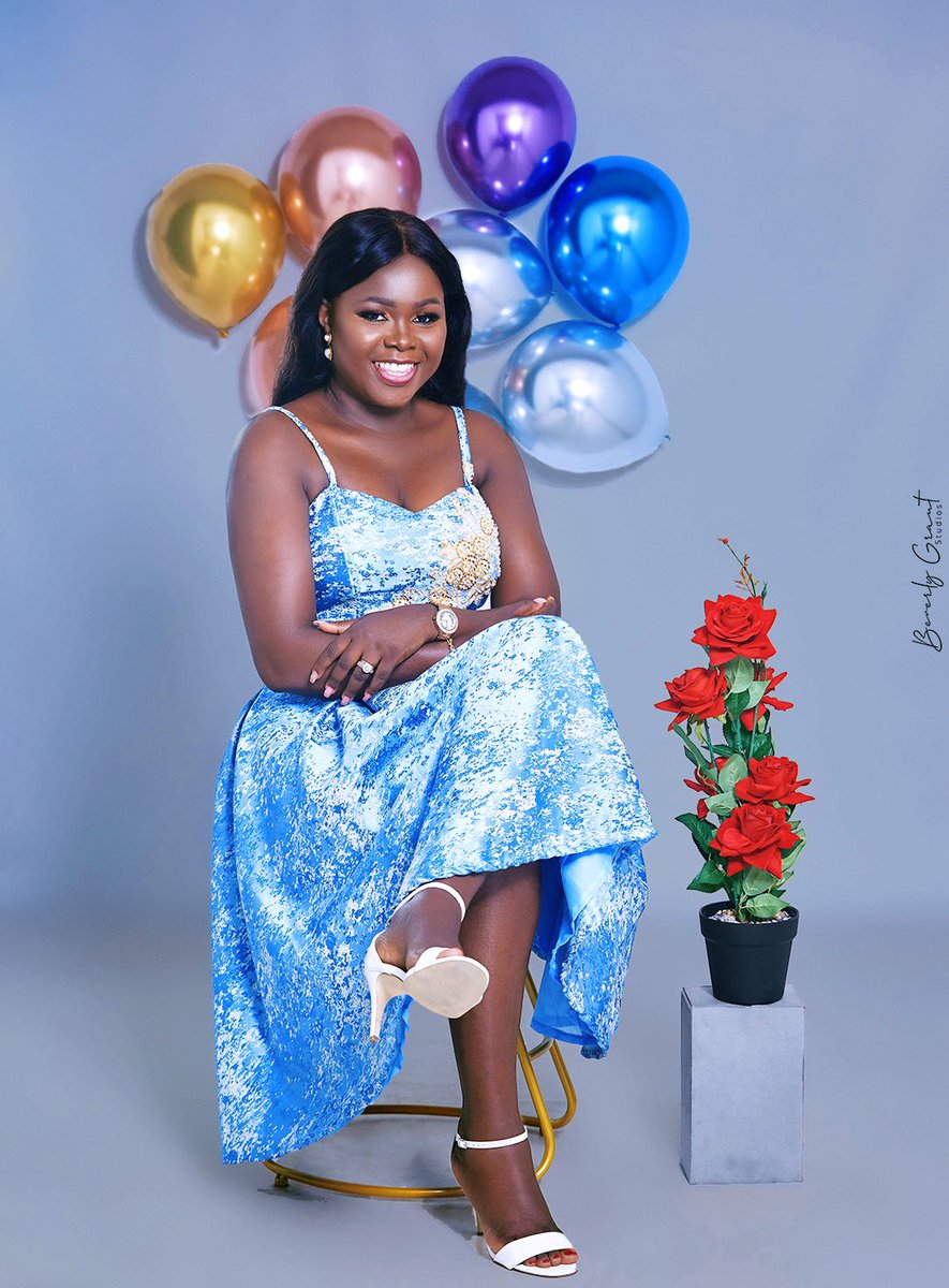 sawendya's tweet photo. Big 30 is here and I am proud of myself . Dear Lord, I am so grateful!! https://t.co/Q2aLeoY6CT