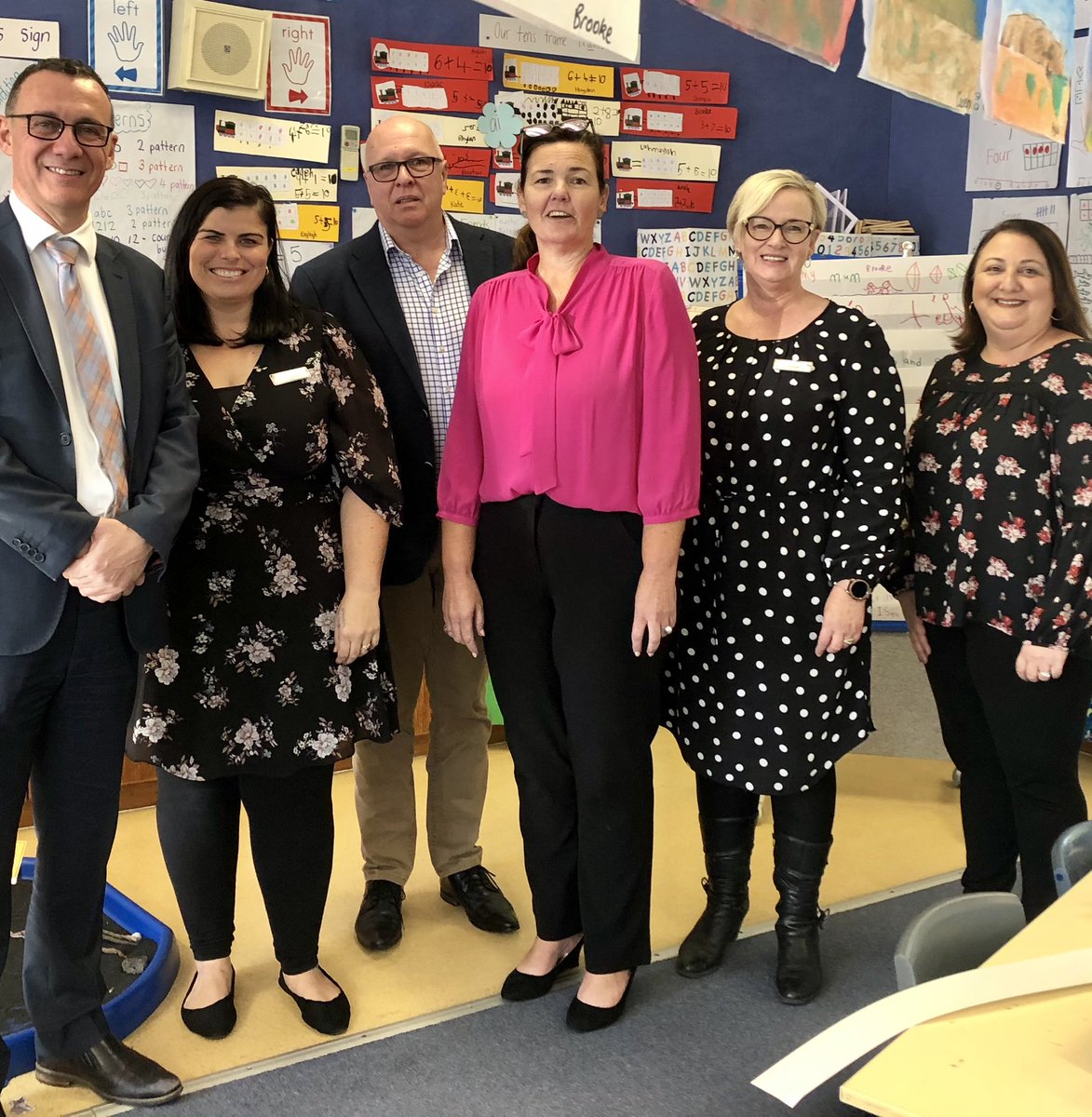 MarkBarraket's tweet photo. Thank you to the students and staff at Bomaderry PS for sharing your school improvement journey with me today. The school has a strong focus on engagement through the delivery of quality teaching and learning programs. A great NSW public school. https://t.co/AMj0ysaTps