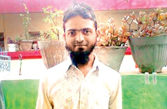 asadowaisi's tweet photo. On this date in 2014 Mohsin Shaikh in Pune became the first victim of Hindutva lynching. Maharashtra govt has done nothing to punish his murderers nor to provide compensation to his grief stricken family. #JusticeForMohsin https://t.co/ZisAv70LJn