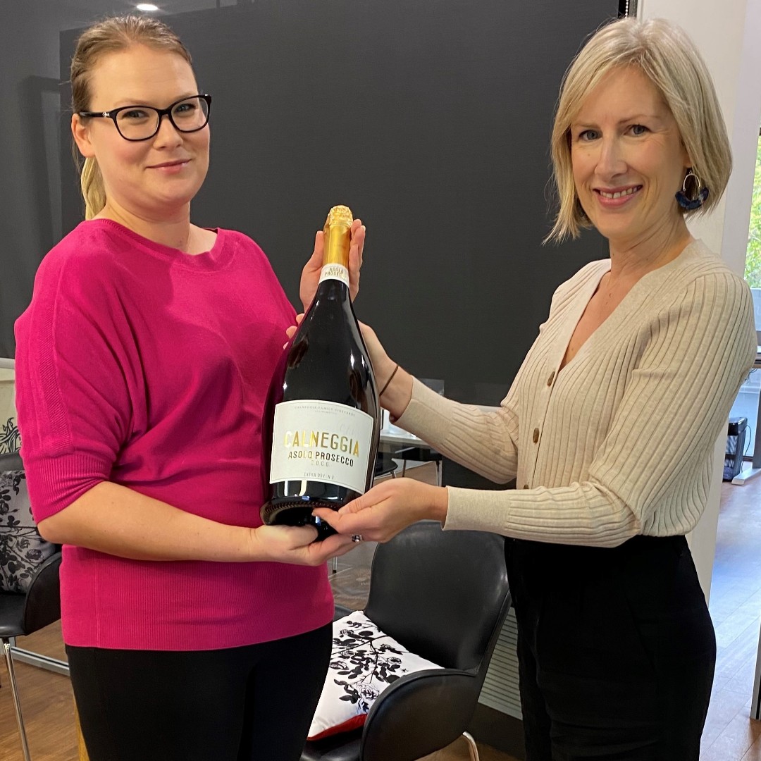 Congratulations to Katherine, the lucky winner of a Jeroboam (that's 3 litres!) of CALNEGGIA Asolo Prosecco DOCG from our City Wine competition! 🍾🥂
