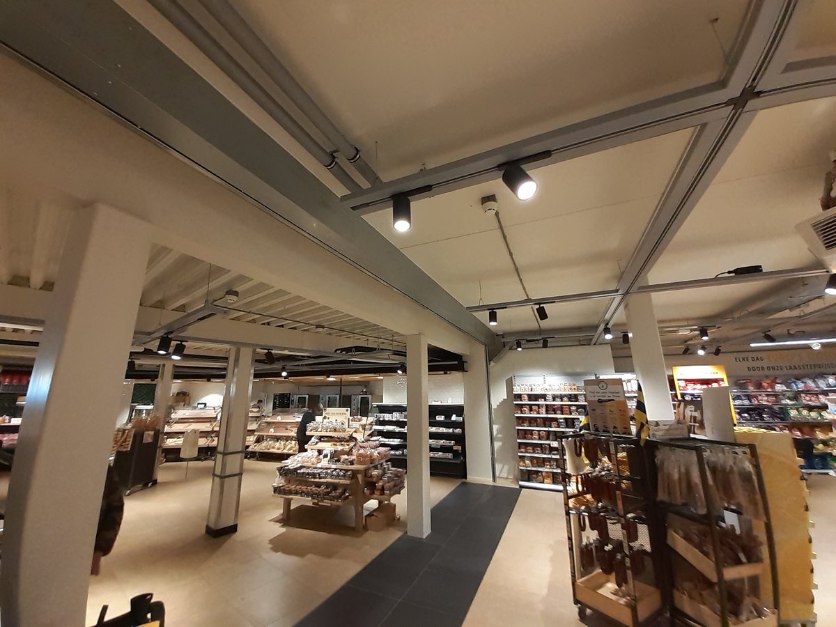 Bleyenberg_BDS's tweet image. Brandwerende oplossing door middel van een #brandscherm @StoebichNL . @JumboSupermarkt Nes Ameland ism @DijkstraDraisma . #brandveiligheid #firescreen