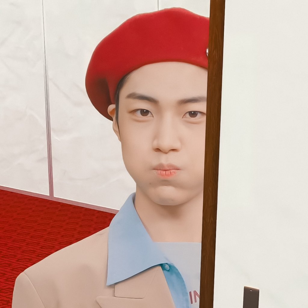 LESCAPTURE's tweet photo. cutie🥺 https://t.co/QSAdh2pZcN