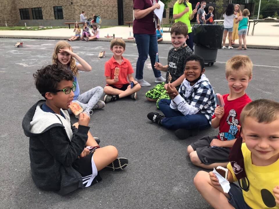 springcreekhawk's tweet image. Second Grade Ice Cream and Dance Party