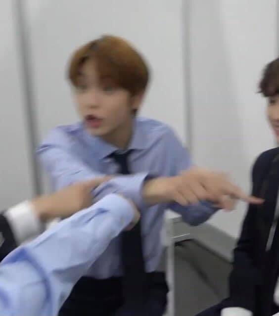 choisubinnn's tweet image. doesn’t                              but have
like to exercise                      abs