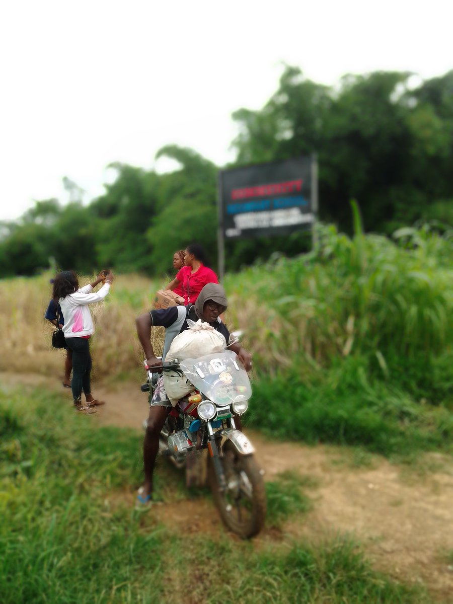 decodenigeria's tweet photo. Every girl deserves to have access to hygienic menstrual kits on #MHDay2021 and other months. We are grateful to our sponsors. #ItIsTimeForAction @MenstruMatters @MHDay28May @MHHub_Global @UN_Women @UNICEF https://t.co/fR4Zmh71B8
