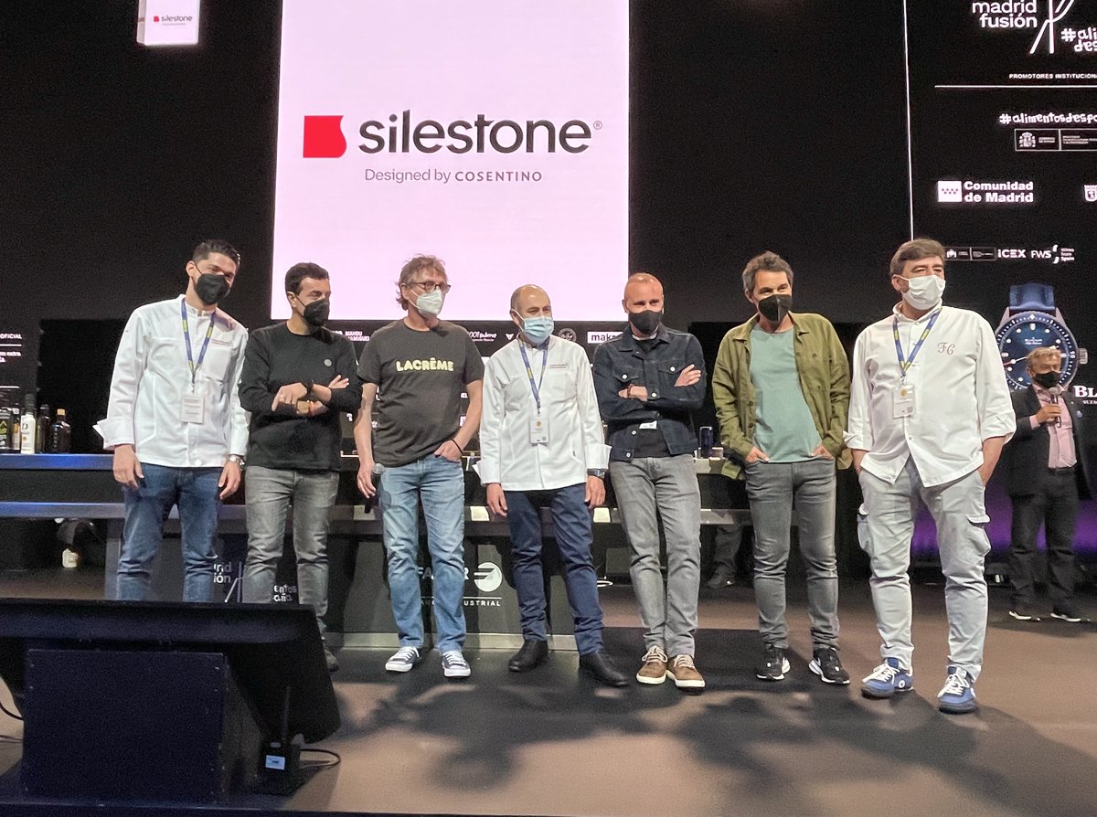 Este año <a href="/madridfusion/">madrid fusion</a> entregó el premio #CocineroDelAño a los 8 chefs que destacan por poner en valor el mundo vegetal en la cocina 🥦 ¡Felicitaciones a <a href="/Mugaritz/">Mugaritz</a> <a href="/rdelacalle/">Rodrigo de la Calle</a> <a href="/RicardCamarena/">Ricard Camarena</a> #XavierPellicer <a href="/NachoEchapresto/">IgnacioEchapresto</a> <a href="/javi_olleros/">Javier Olleros</a> <a href="/fdelcerro/">Fernando Del Cerro</a> <a href="/luiticalle/">Luis</a>! #MadridFusión2021