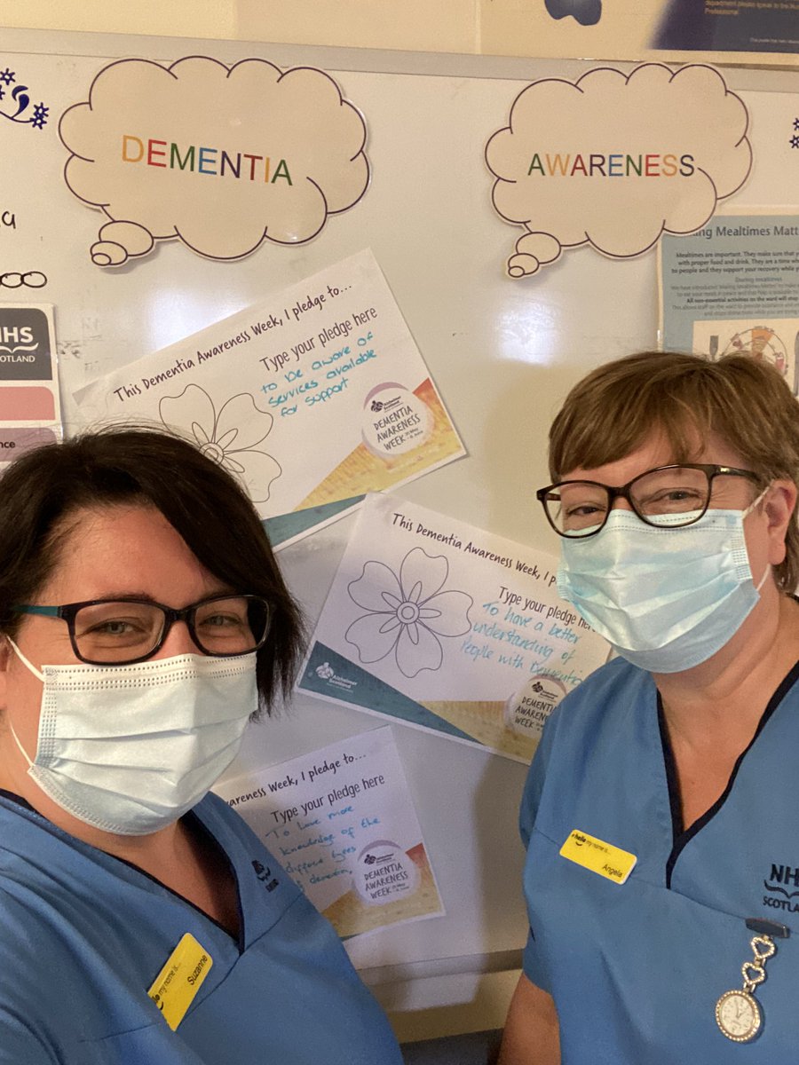 suzanne1978mc's tweet image. Making our pledge for dementia awareness week #DementiaAwareness #oneweething #artsbasedinterventions @fionareid80 @Livvylives72 @KimMacpherson