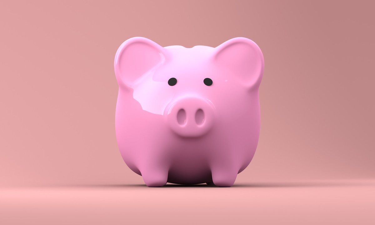 There are lots of different ways you can save for your retirement, with a pension being a standout choice. Find out why: uwm.co.uk/tax-benefits-o… #WeAreUWM 🔵