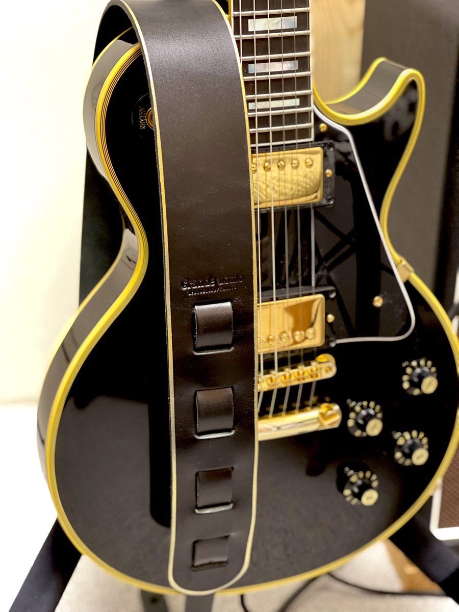 新作のレスポールカスタムタイプのギターストラップ！ レスポール