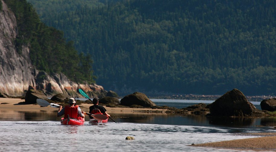 A few cliff-hanging moments in Saguenay-lac-saint-jean, Quebec. Via Ferrata. Sea kayaking. <a href="/SaguenayLac/">Tourisme Saguenay–Lac-Saint-Jean</a> <a href="/quebecregion/">Destination Québec City</a> #yourhomefordiscovery #traveliermagazine #travelier
travelier.ca/canada/weekend…