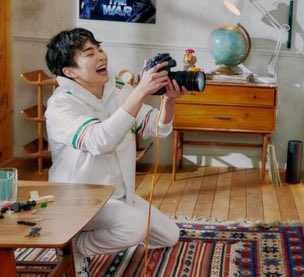 kyoongthy's tweet photo. Si tus amigos no se tiran al piso, hacen 25 movimientos de gimnasia, y no se desviven por tomarte una buena foto, de verdad son tus amigos????? https://t.co/LM2GEBtcjD