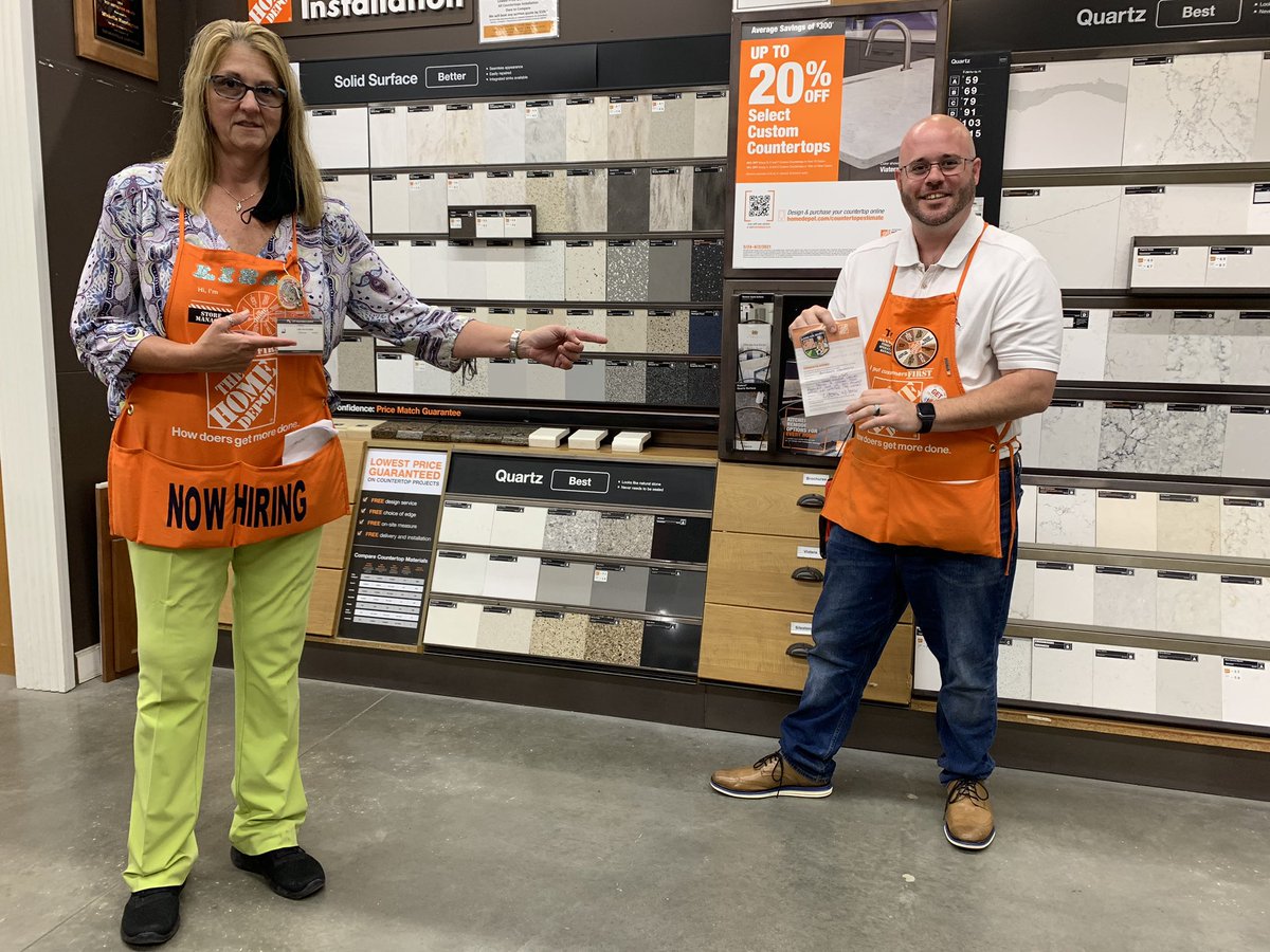 Lisa Holzhauser tweet media