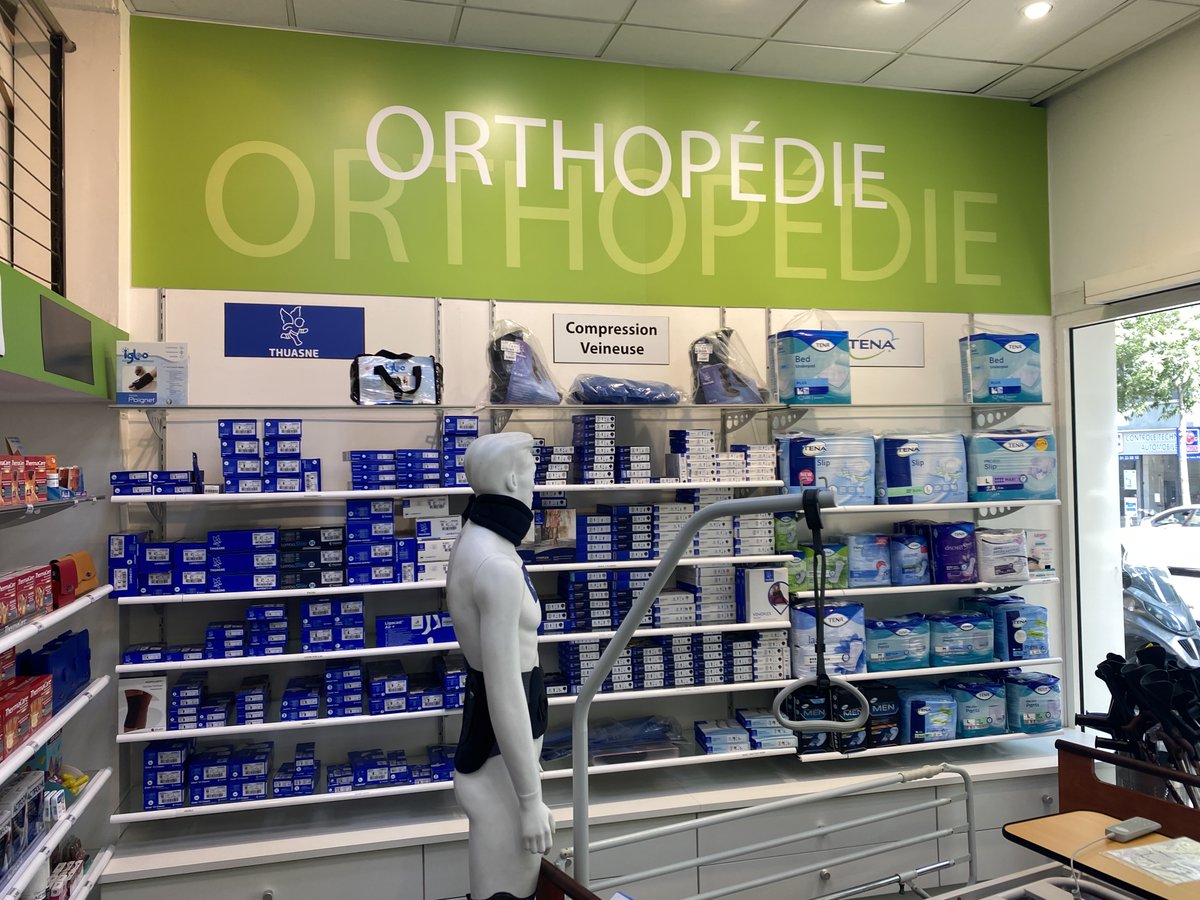 albatrosmulti's tweet photo. Réalisation de signalétique intérieure et extérieure pour la pharmacie Elkaim ! https://t.co/aRWmRoNOgB