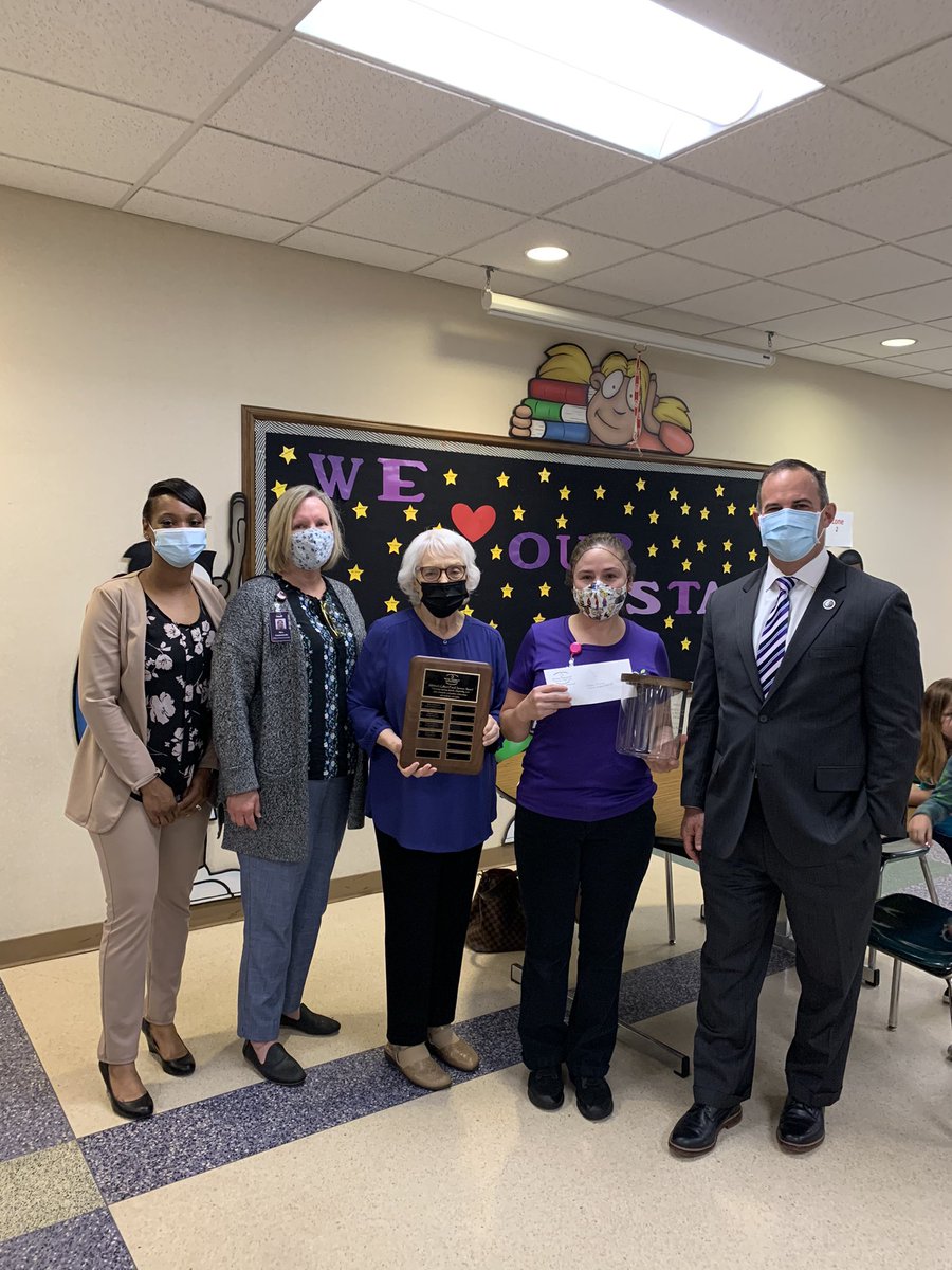 Congratulations to <a href="/SFE_3820/">SFE Elementary</a> <a href="/WTChildNutr/">WT Child Nutrition</a> employee Leticia Navarro for being selected as the 2021 Gilbert Child Nutrition Employee of the Year in honor of Mrs. Phyllis Lewis’ mother.  #wearewayne