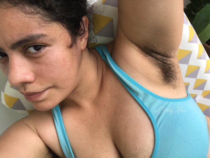 Do you like the dark hair in my pits? https://t.co/pu6diUkgeJ<a href="/tag/hairyqueen"class="tags"><span>#hairyqueen</span></a>