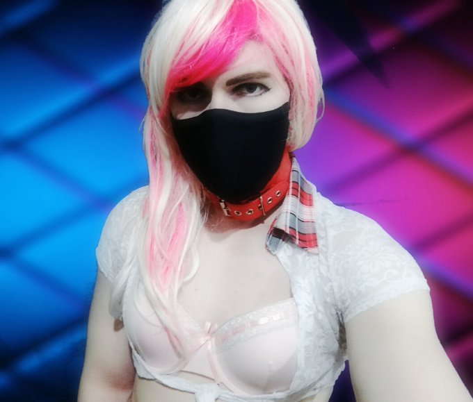 2 pic. #femboy #crossdresser https://t.co/PcE5WQDDbO