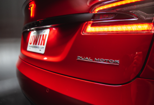 DreamGiveaway's tweet photo. Did you hear the news? You can both help out amazing charities and get a chance at winning a 2021 Tesla S Performance! Donate $3 or more and enter to win. Read the press release to get all the details on this space-age EV! https://t.co/LaknGx2PSV
#Electricvehicles #EV #WinTesla https://t.co/rDV6FNG5QP