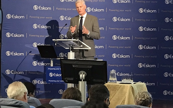 ewnupdates's tweet photo. Eskom CEO Andre de Ruyter cleared of racism, wrongdoing https://t.co/neHiPpImRB https://t.co/f2te8K2VAy