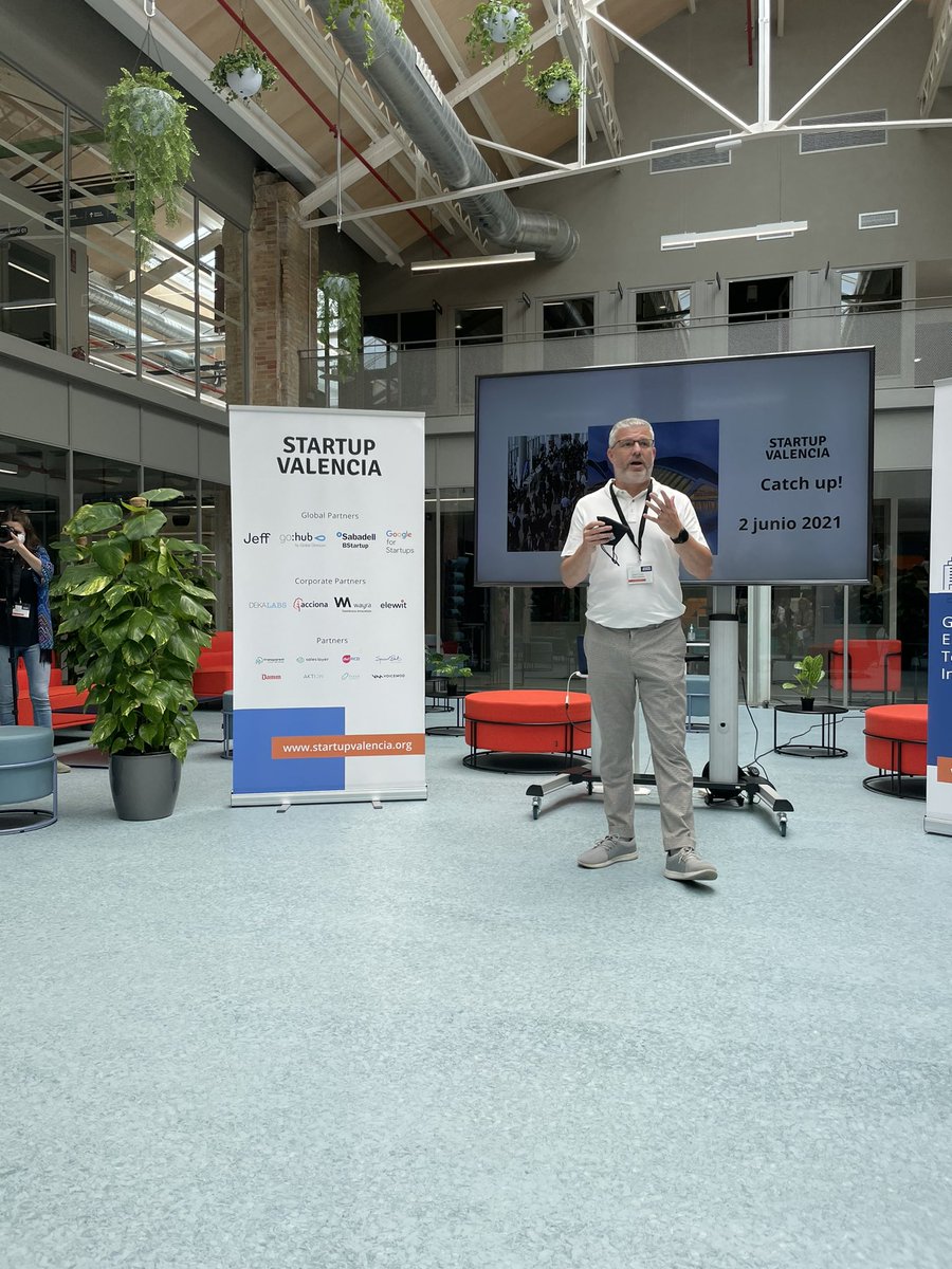 Jaime Esteban (@jestebancid) on Twitter photo <a href="/jlhortelano/">Juan Luis Hortelano</a> presenta la jornada de <a href="/Startup_VLC/">Startup Valencia</a> que celebramos en la nueva sede de <a href="/Jeff_App/">Jeff</a> felices de aportar!! <a href="/jlhortelano/">Juan Luis Hortelano</a> presenta la jornada de <a href="/Startup_VLC/">Startup Valencia</a> que celebramos en la nueva sede de <a href="/Jeff_App/">Jeff</a> felices de aportar!!