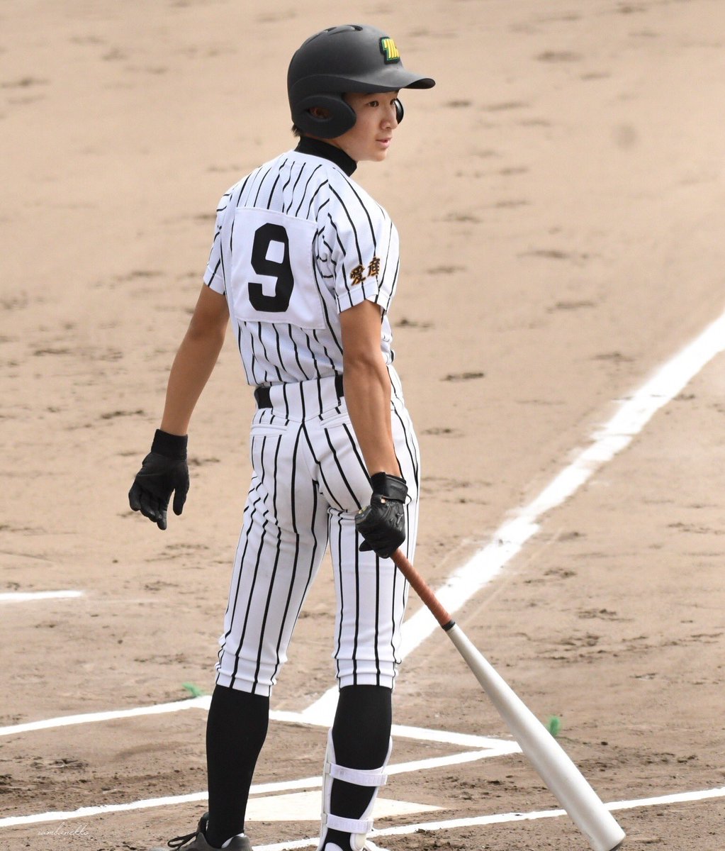 Iambanekko's tweet photo. 繋ぐ想い、挑む夏。②

2018日本少年野球選手権大会(全国)出場
#岡崎中央ボーイズ #OBBC

池下  孔   [二塁  #東邦 3年]
足立進悟 [投手  #国府 3年]
本間拓真 [一塁  #刈谷 3年]
杉山  諒   [右翼 #愛産大三河 3年] https://t.co/8bFFKprqU8