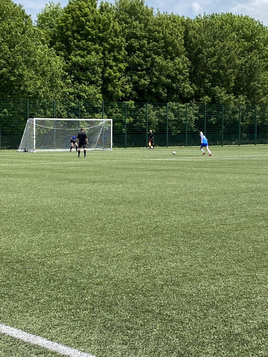 TrusteeArmyWF's tweet photo. Edwards Cups SF1: 1-1 draw at FT after a fantastic match! Straight to penalties due to the heat! Pressure is on! @AMS_football @agc_fc @ArmyFA_Chairman @ArmyWomensFoot1 https://t.co/gWBB40pnyU