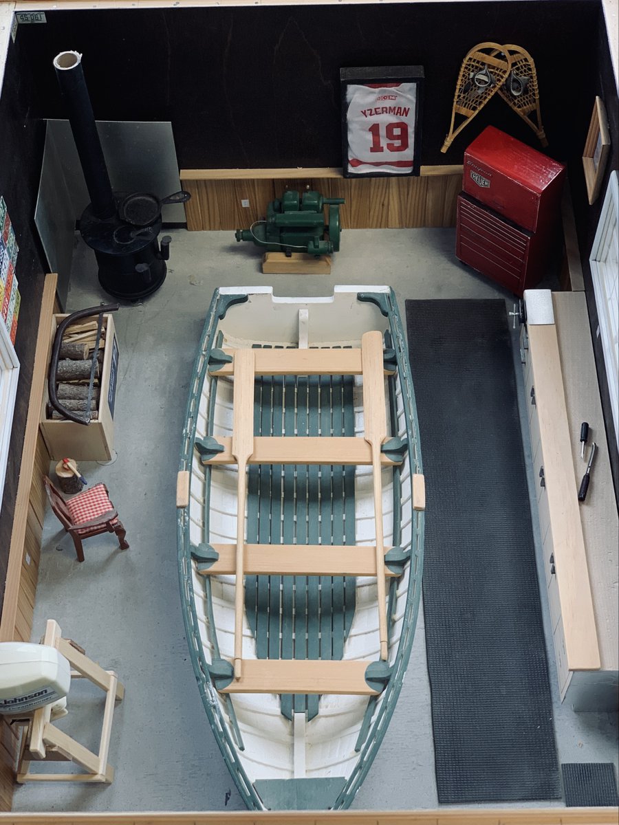 GlovertownC's tweet photo. Check out this scale model of a typical Newfoundland Shed/Garage! Made by local craftsman Lindahl Butt. Currently on display at The Glovertown Visitor Information Centre. @NLtweets  @OfficialOZFM @KathrynCrewe @GlovertownAcad @HospitalityNL https://t.co/fDNX47YSMk
