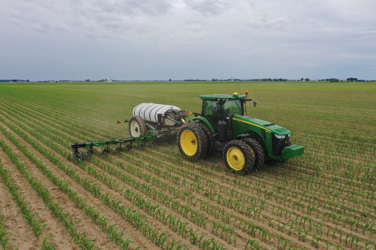 FennigEquip1's tweet photo. Does it get any better than Sidedress season? This flight took place in Greensburg, IN on a @JMManufacturing 5016. PWM pump JD rate controller @YetterFarmEquip 2996 Coulters https://t.co/p5Ff5D7fEc